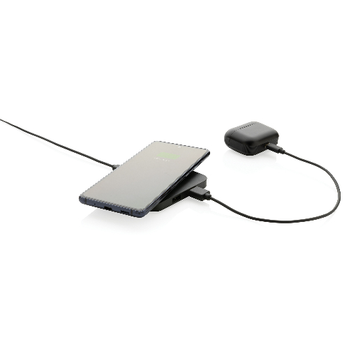 Беспроводная док-станция из переработанного пластика RCS с USB-портами, 10 Вт