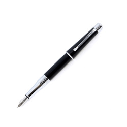 Перьевая ручка Cross Beverly. Цвет - черный.