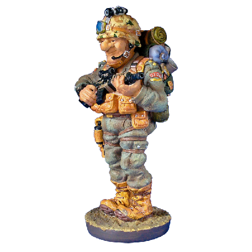 Скульптура "Военный"