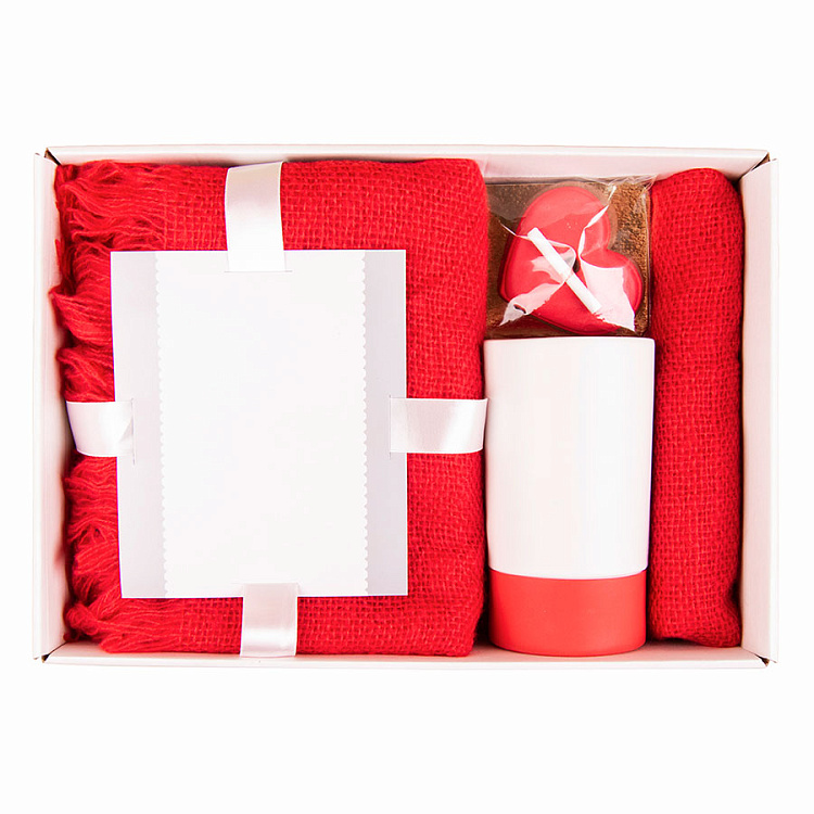 Подарочный набор SWEET HEART: коробка, плед, кружка, печенье с предсказанием. 