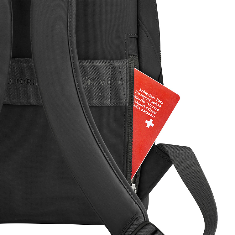 Рюкзак VICTORINOX Victoria Signature Compact Backpack, черный, нейлон/кожа, 30x16x38 см