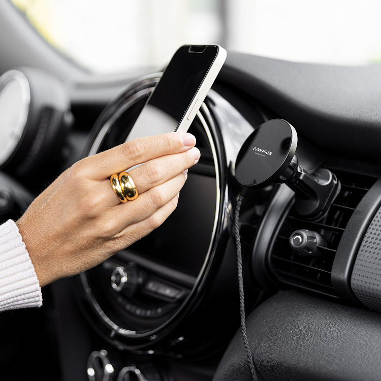 Автомобильное магнитное зарядное устройство