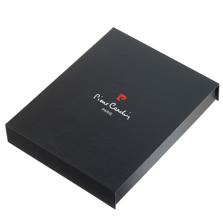 Записная книжка Pierre Cardin в обложке, красная, 21,5 х 15,5, 3,5 см