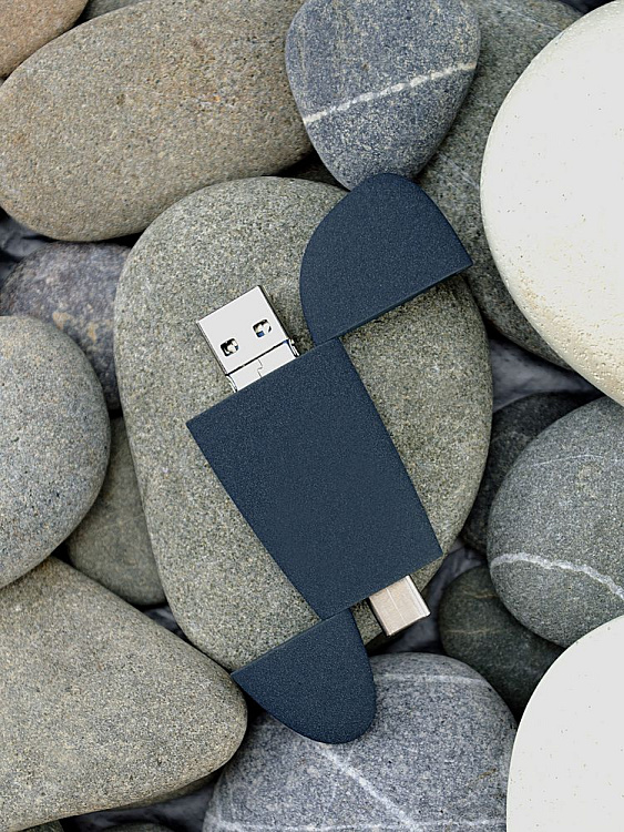 Флешка Pebble Universal