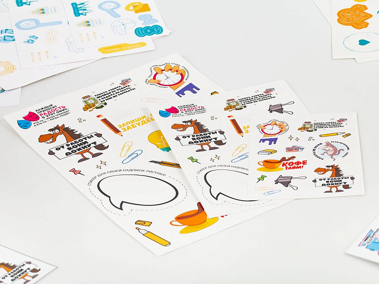 Наклейки бумажные Sticker Pack на заказ