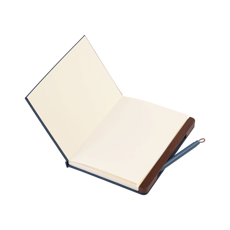 Блокнот с ручкой в ореховом магнитном пенале