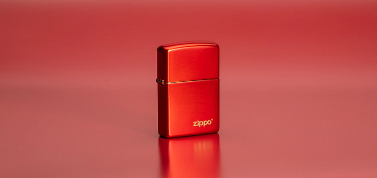 Зажигалка ZIPPO Classic с покрытием Metallic Red, латунь/сталь, красная, матовая, 38x13x57 мм