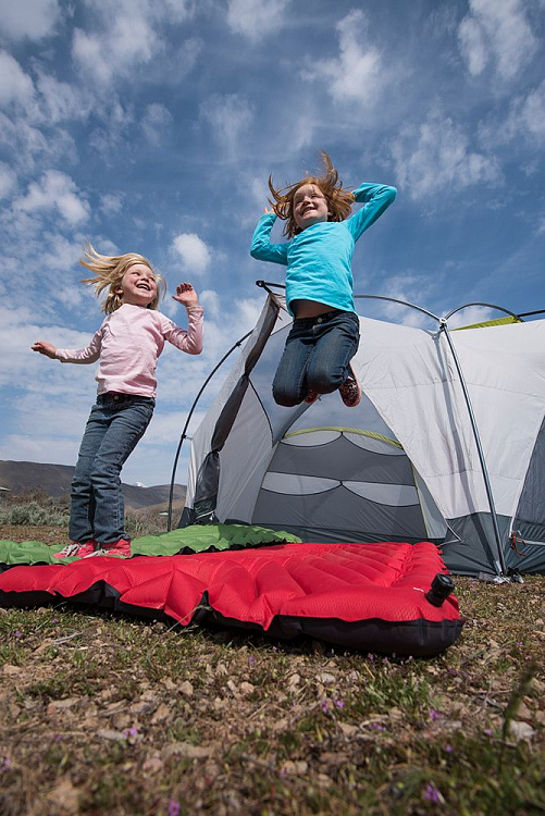 Надувной коврик Insulated Static V Luxe