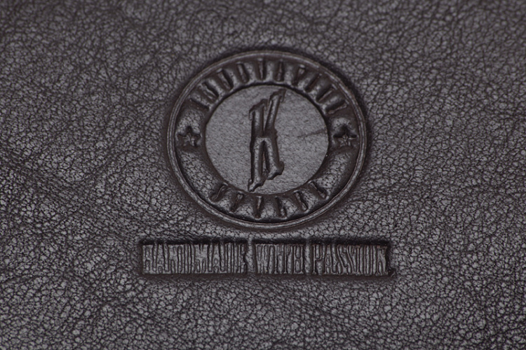 Ключница KLONDIKE Claim, натуральная кожа в коричневом цвете, 12 х 1,5 х 7,5 см