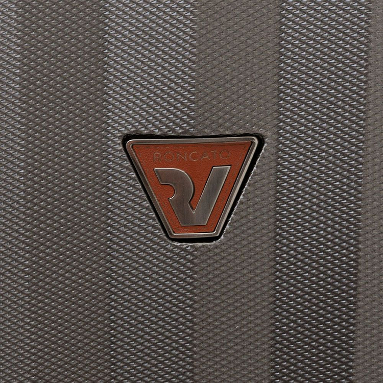 Чемодан E-Lite M