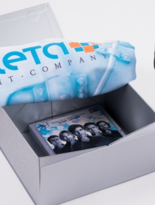 Новогодний набор для IT компании Leta
