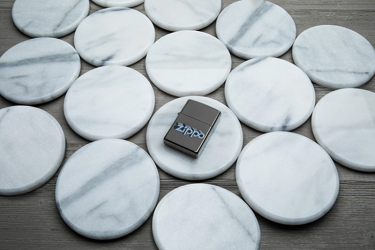 Зажигалка ZIPPO Zippo Design с покрытием Black Ice®, латунь/сталь, чёрная, глянцевая, 38x13x57 мм