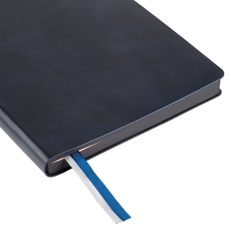 Ежедневник Voyage недатированный