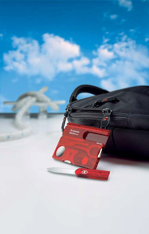 Швейцарская карточка VICTORINOX SwissCard Lite, 13 функций, полупрозрачная красная