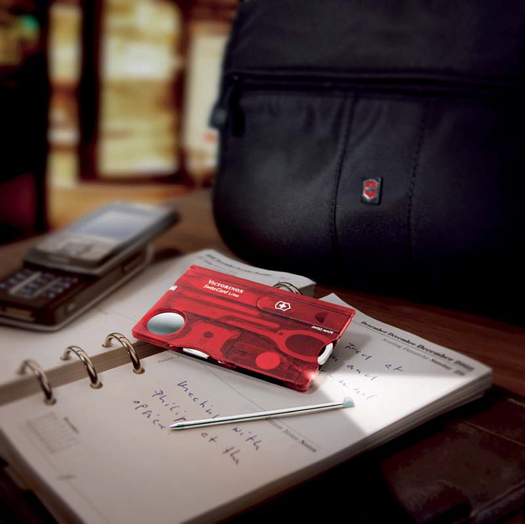 Швейцарская карточка VICTORINOX SwissCard Lite, 13 функций, полупрозрачная красная