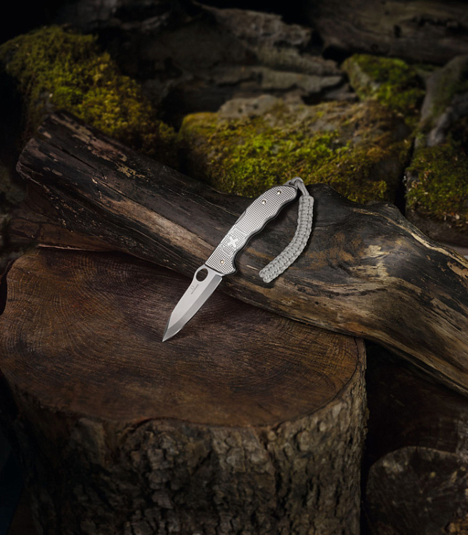 Нож охотника VICTORINOX Hunter Pro M Alox 130 мм, 4 функции, с фиксатором лезвия, серебристый