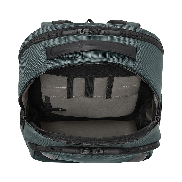 Рюкзак VICTORINOX Altmont Professional Essential Laptop Backpack 15'', зеленый, полиэфир, 34x27x43 см, 24 л