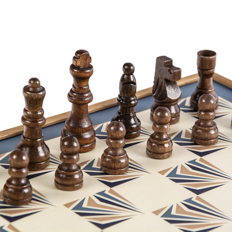 Набор игр (шахматы, нарды, лудо, змейка)