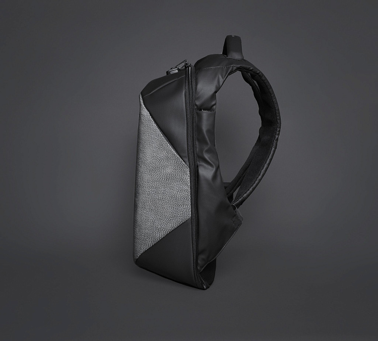 Рюкзак ClickPack Pro 46х34х16 см, комбинированный черный/серый