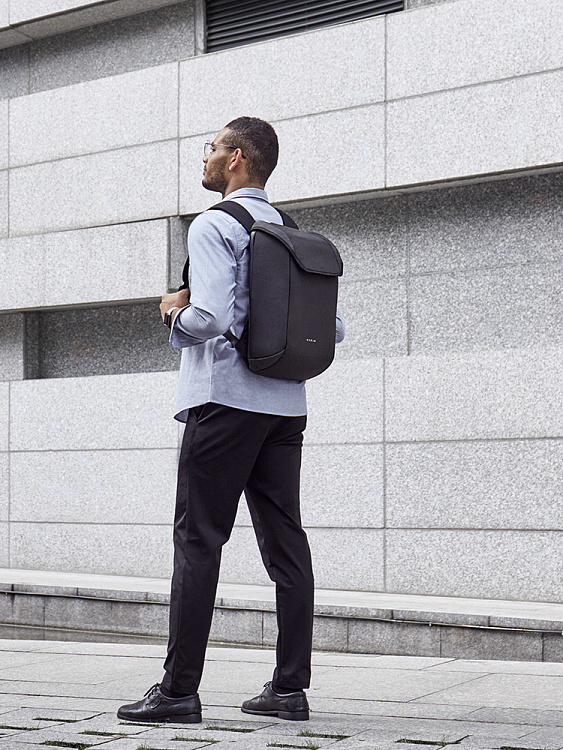 Рюкзак ClickPack X 45х32х15,5 см, с клапаном, черный