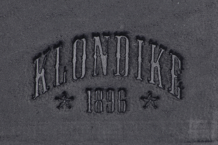 Бумажник KLONDIKE Yukon, натуральная кожа в черном цвете, 10,5 х 2,5 х 9 см