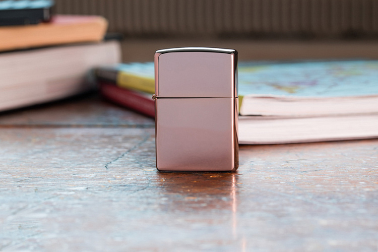 Зажигалка ZIPPO Classic с покрытием High Polish Rose Gold, латунь/сталь, розовое золото, 38x13x57 мм